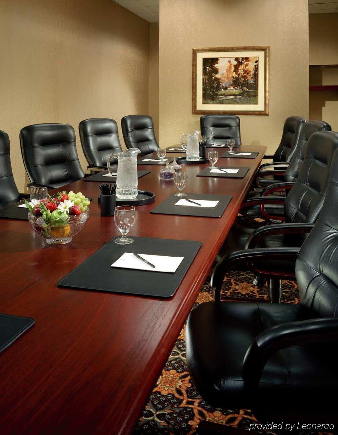 Hilton East Brunswick Hotel Facilities photo