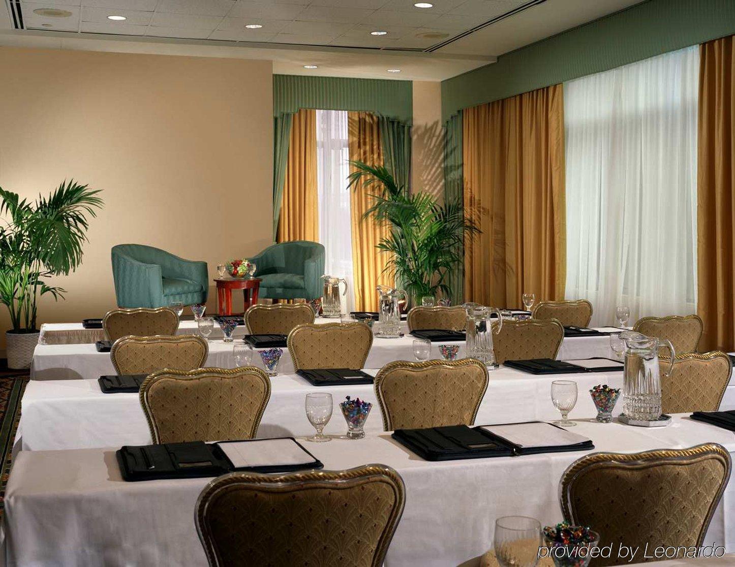 Hilton East Brunswick Hotel Facilities photo