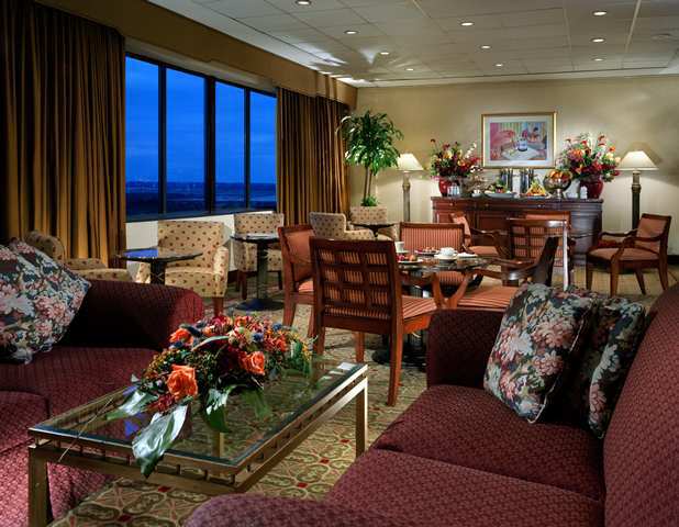 Hilton East Brunswick Hotel Restaurant photo
